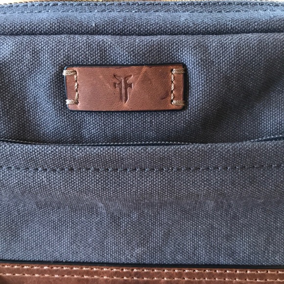 ✨SOLD✨FRYE BELT BAG - Picture 2 of 9